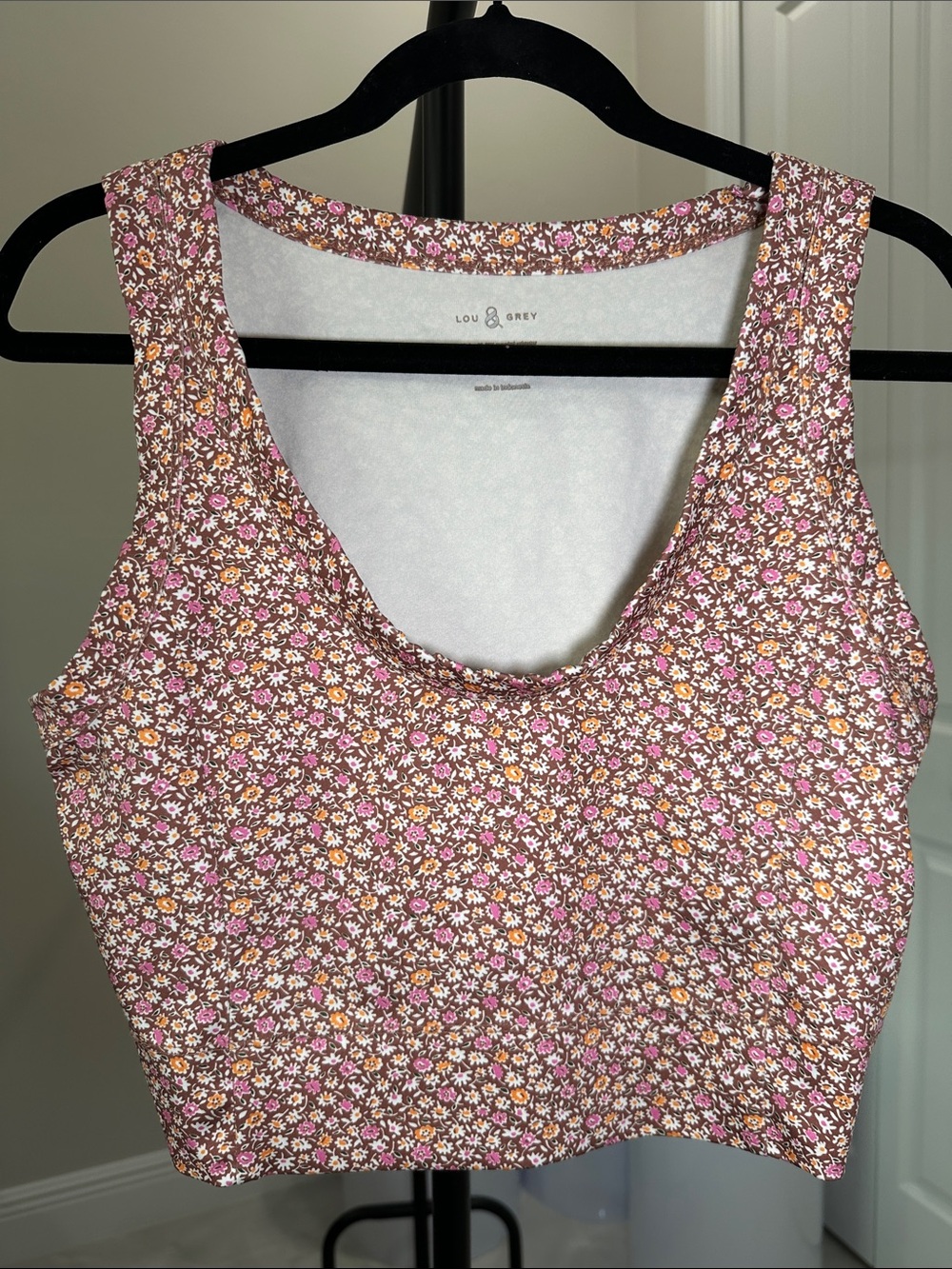 Lou & Grey Pink, Brown & White Floral Scoop Neck Tank